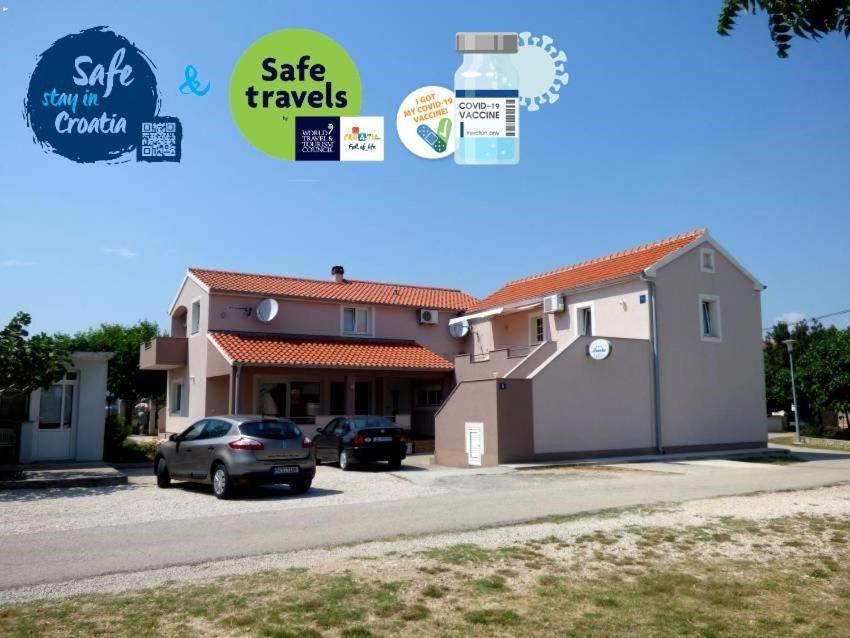 Apartments Branko Nin Exterior photo