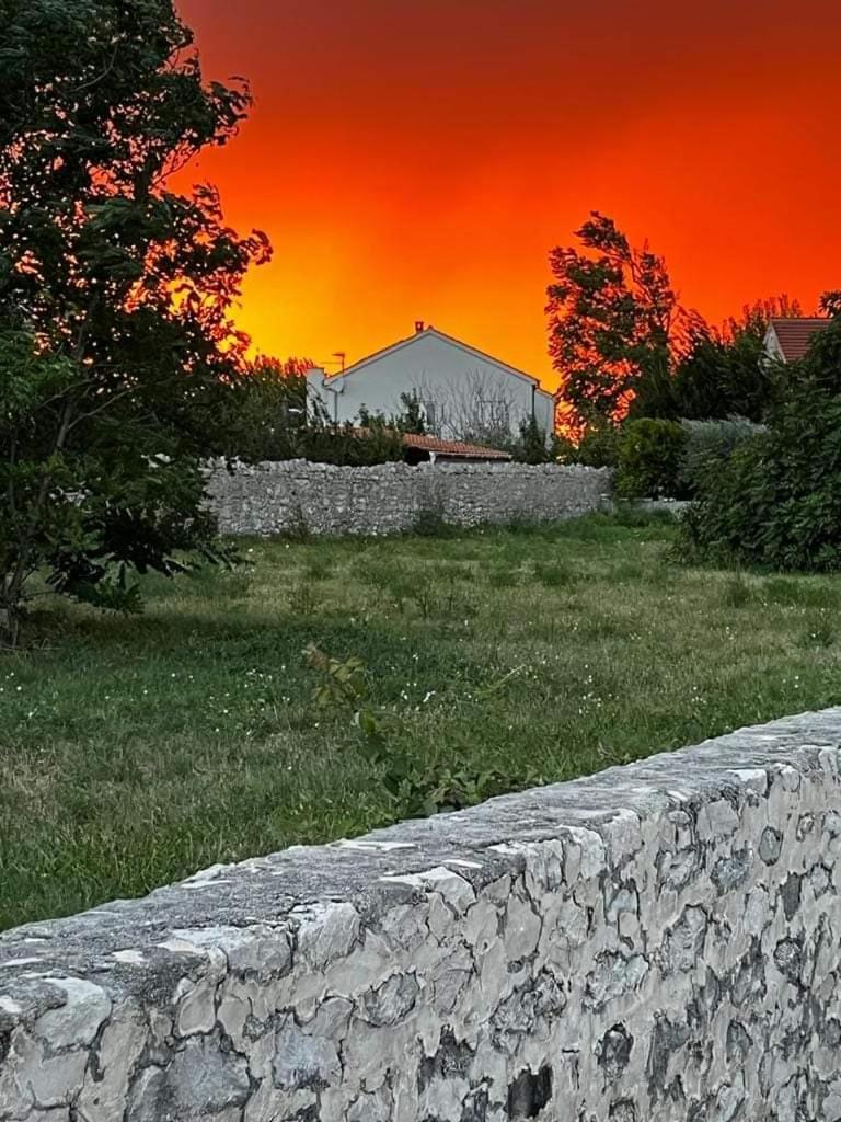 Apartments Branko Nin Exterior photo
