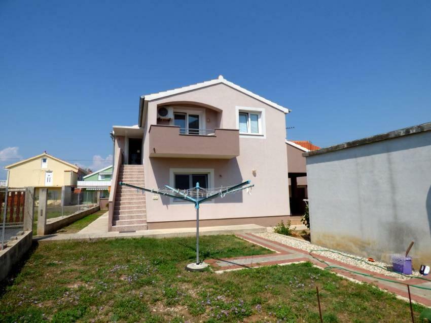 Apartments Branko Nin Exterior photo